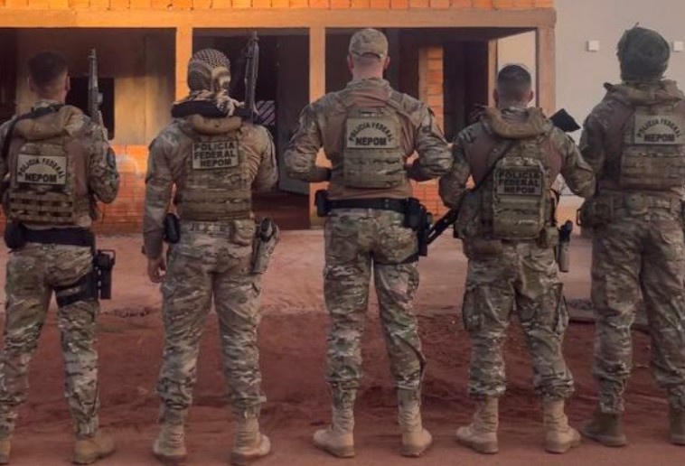 Ação da PF combate rede de tráfico em dois estados
