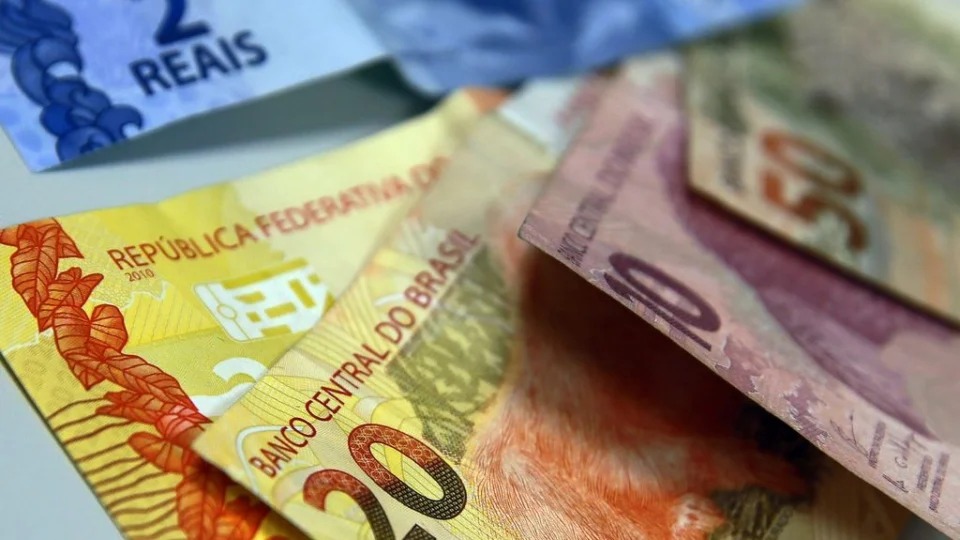 Dívidas das famílias brasileiras chegam ao maior nível da história