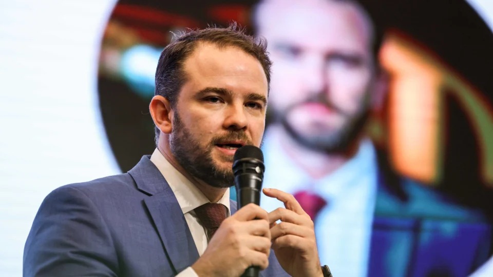 Extinção da declaração do IR gera preocupação com impostos e fiscalização