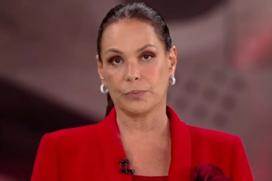 Carolina Ferraz fala sobre liberdade e fim de ciclo no Domingo Espetacular