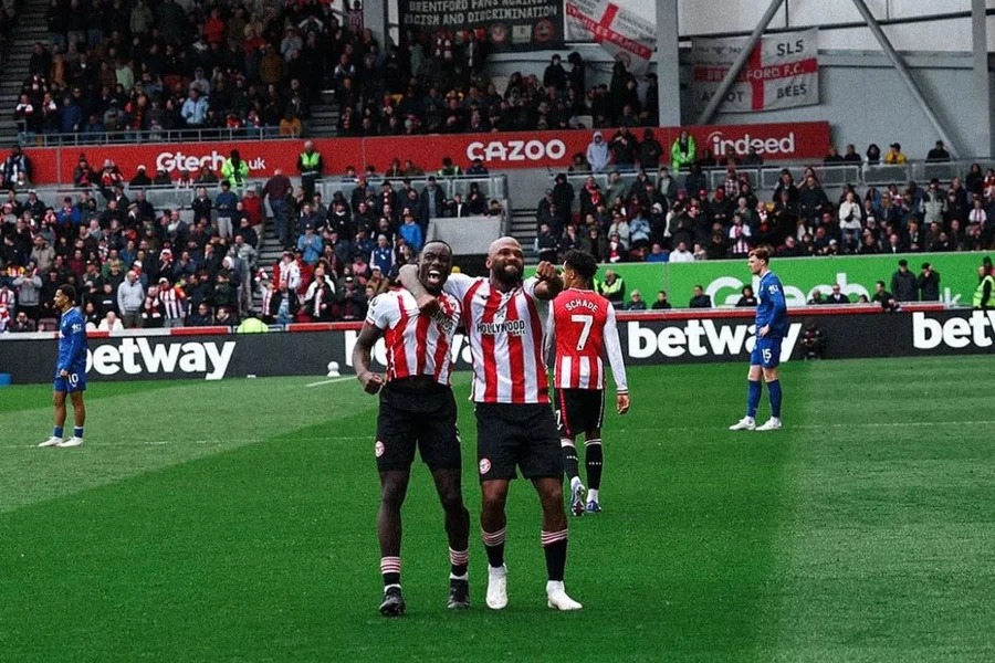 Igor Thiago faz dois gols e empata para o Brentford contra o Everton