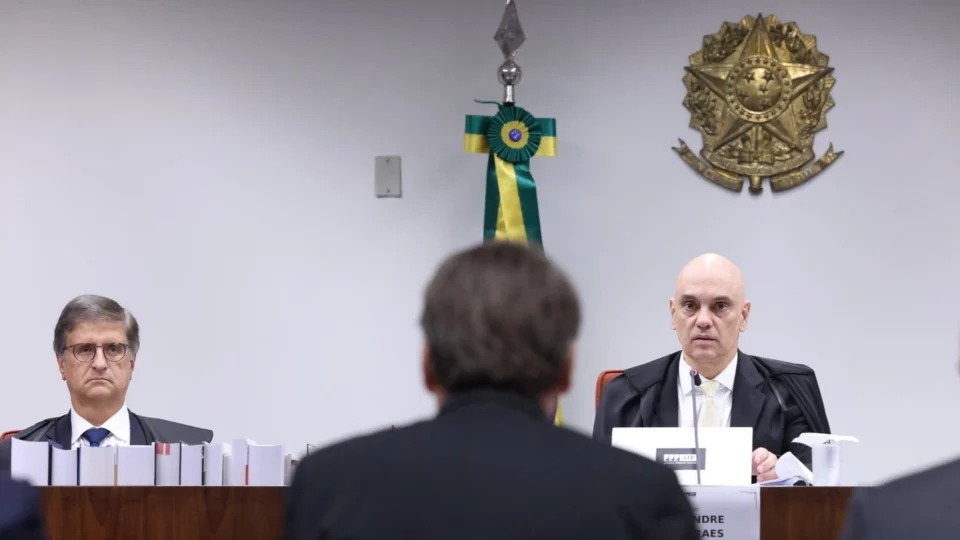 PF afasta tese de interferência de Bolsonaro e contraria Moraes e Gonet