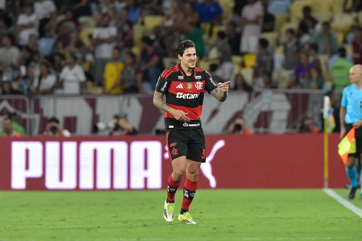 Atuação no Fla-Flu leva jornal espanhol a sugerir Pedro na Seleção
