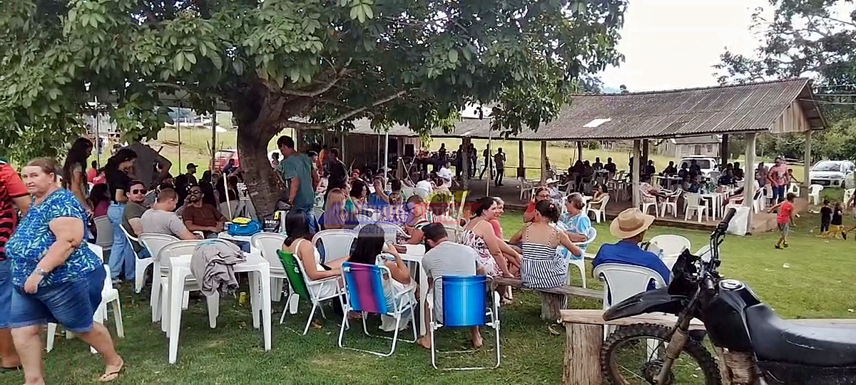 Comunidade da Linha 4, se mobiliza em festa beneficente para ajudar morador em tratamento contra leucemia