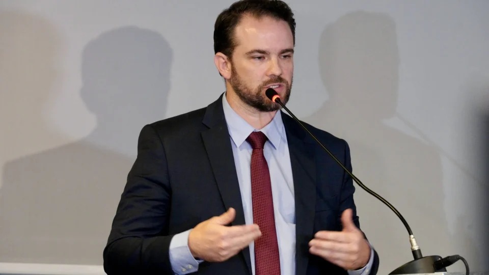 Durigan afirma que novo Desenrola sai após volta de Lula