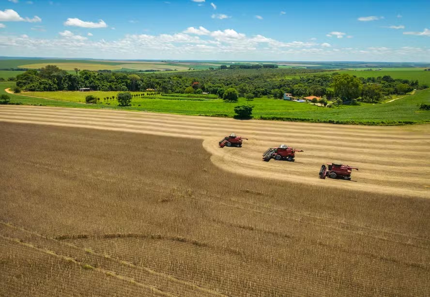 Vendas de máquinas agrícolas terão quinto ano de queda no Brasil