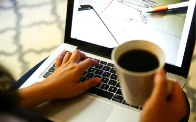 Urgência na redução da escala 6x1 gera alerta no setor produtivo