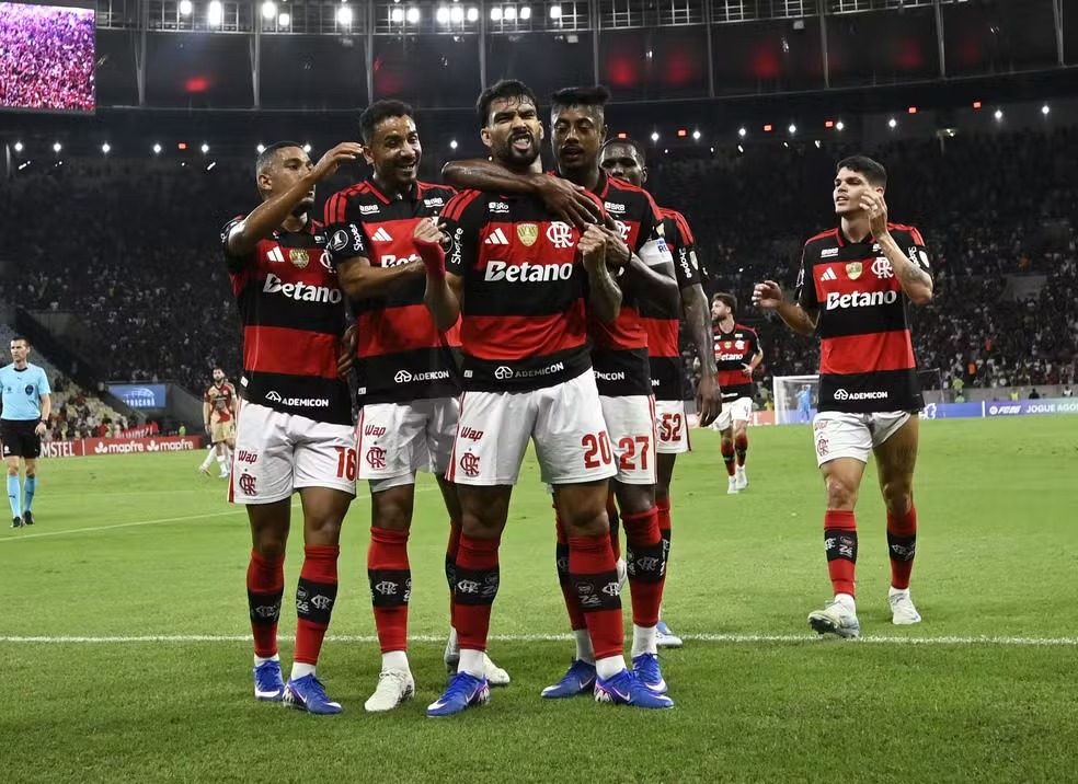 Análise: Flamengo domina o Medellín e reforça identidade com Jardim