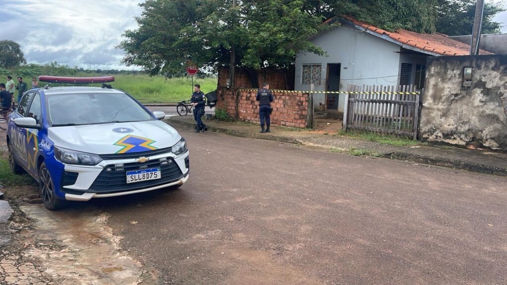 Homem é encontrado morto em estado de decomposição em residência no Jatobá 2, em Rolim de Moura