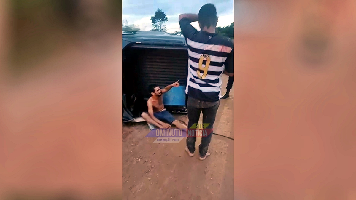 Homem morre em capotamento na Linha 06, em Cacoal