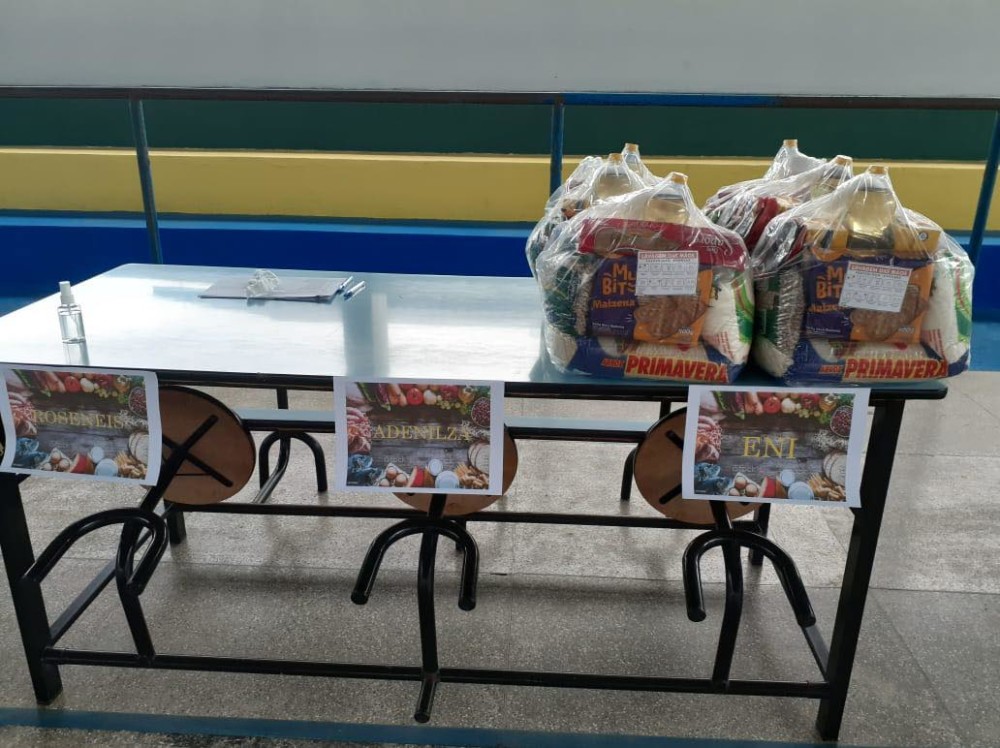 Prefeitura de Presidente Médici, RO entrega de kits escolares para os alunos matriculados na rede de ensino municipal