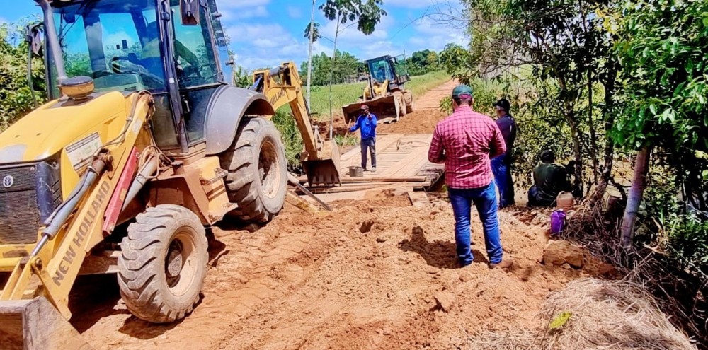Semana intensa de trabalhos na zona rural de Alvorada do Oeste, RO