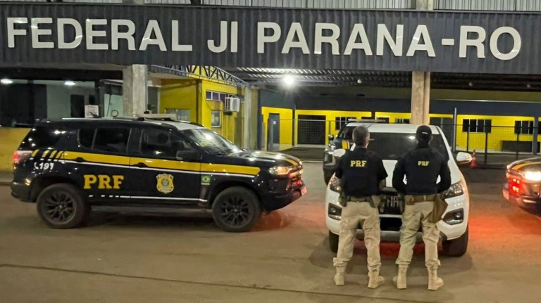 Veículo com sinais adulterados é recuperado pela PRF em Ji-Paraná
