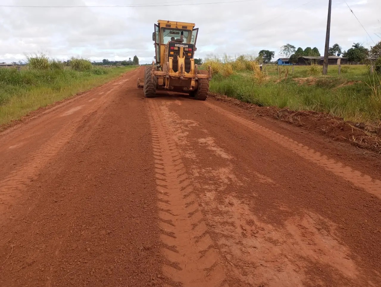 Governo de Rondônia começa revitalização de 84 km da RO-490