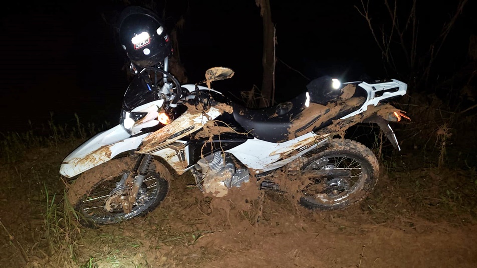 Polícia Militar de Jaru, RO recupera motocicleta roubada em cidade vizinha, durante a madrugada