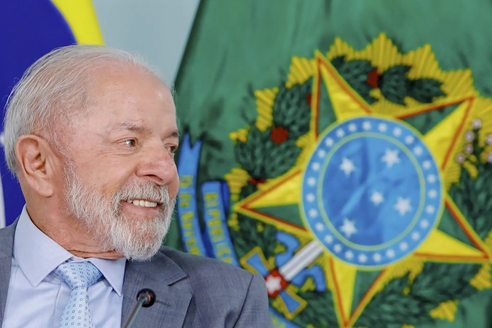 Famílias sentem impacto de juros e endividamento em alta na gestão Lula