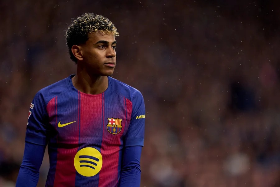 Lesão tira Lamine Yamal dos jogos até o fim da temporada