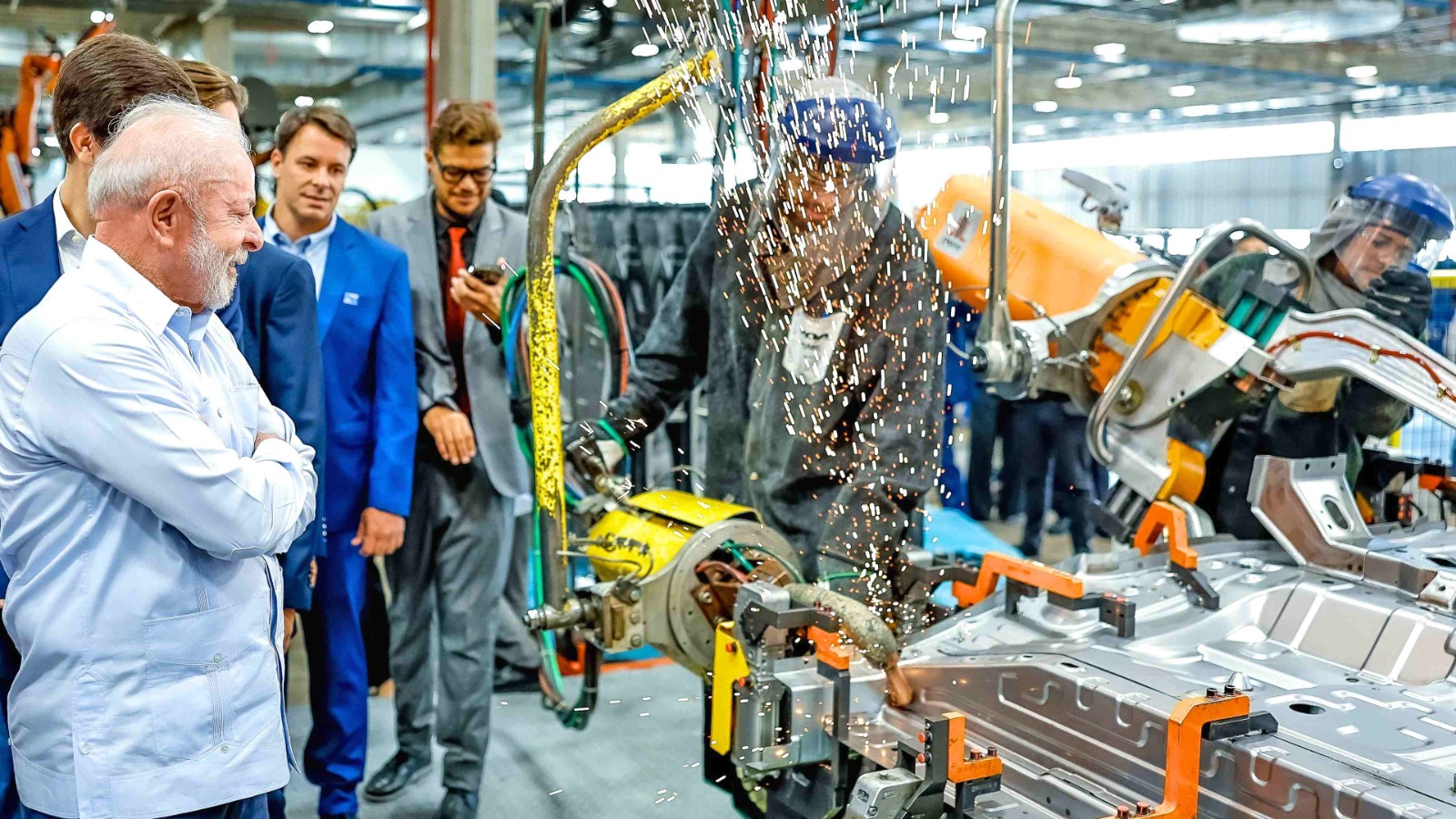 Gastos públicos elevam alerta sobre impacto de crise internacional