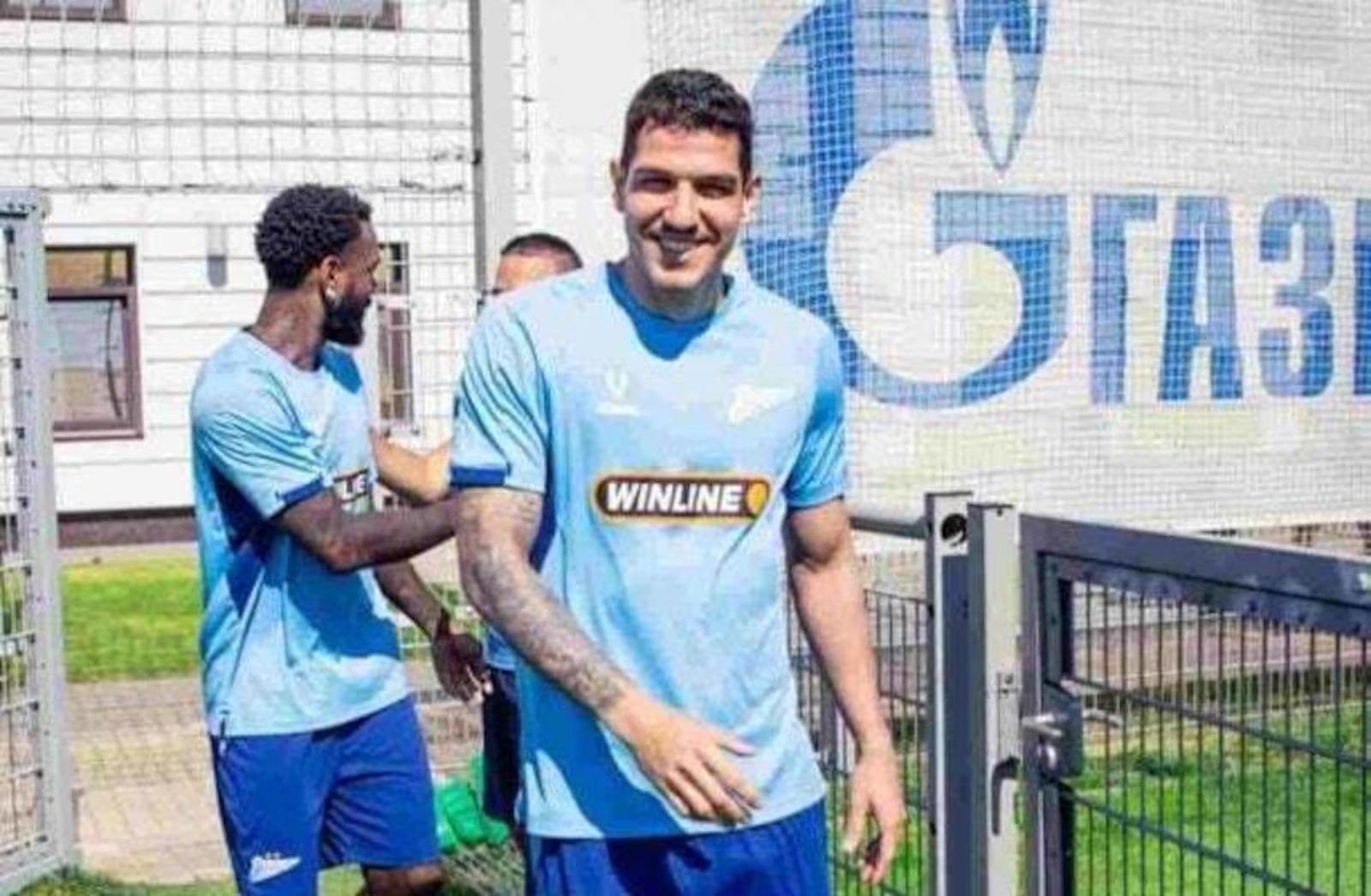 Palmeiras avança por Barboza, mas prioriza Nino na defesa