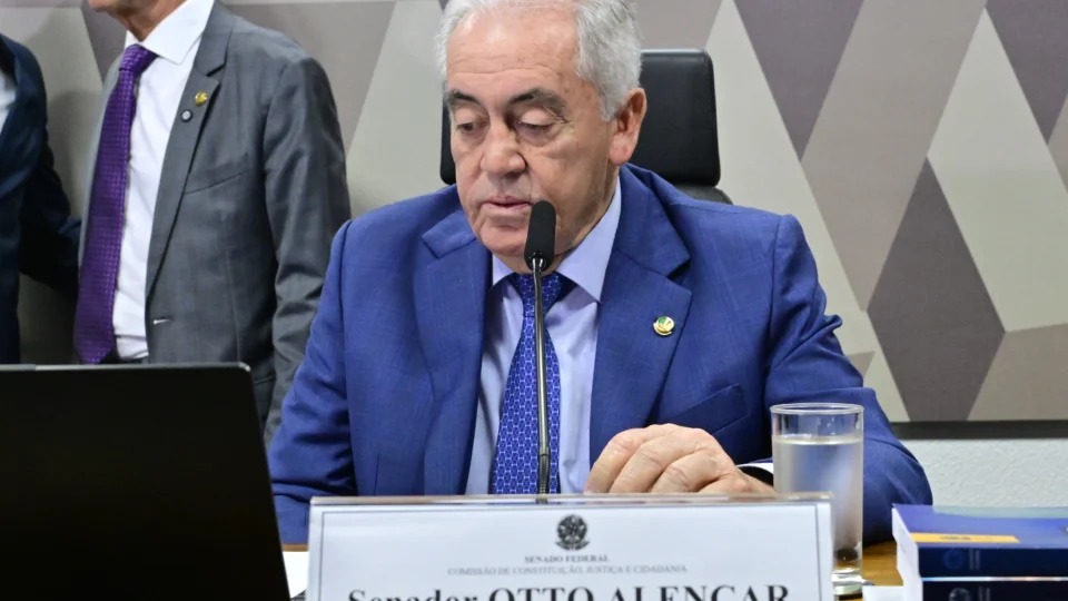 Clima tenso marca início da sabatina de Messias após declaração de Otto Alencar