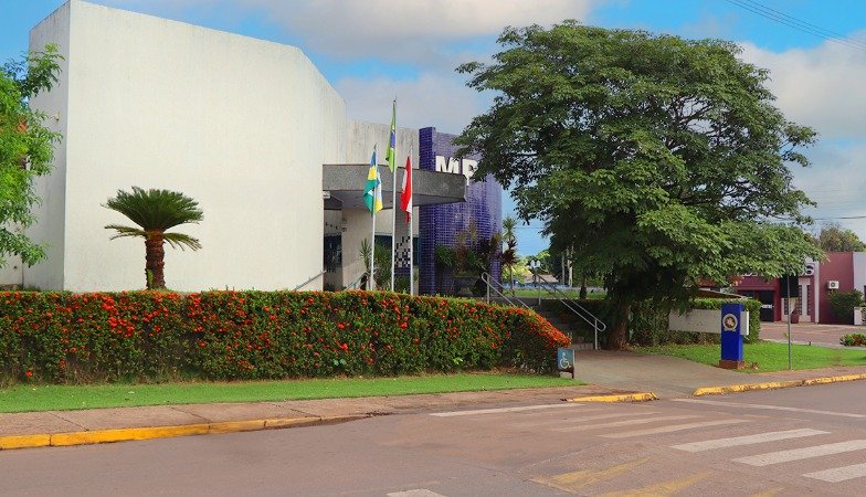 Homem é condenado a mais de 20 anos de prisão por homicídio qualificado em Espigão do Oeste