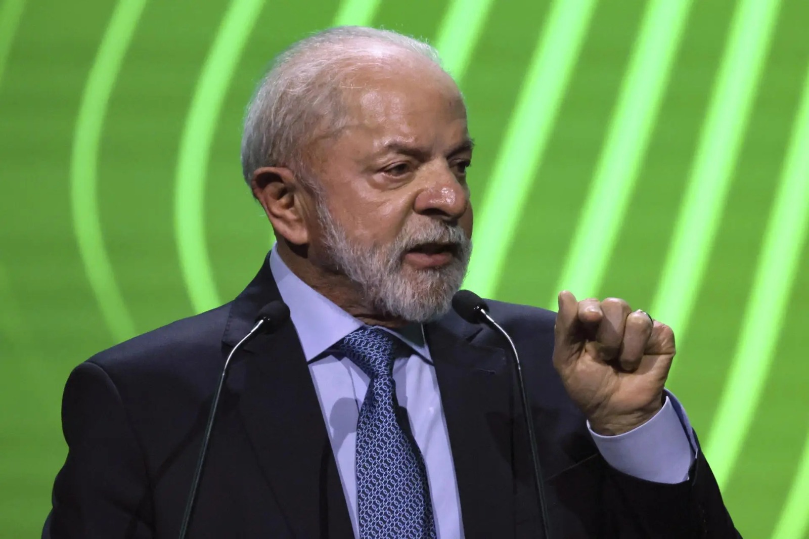 Caminhoneiros recebem linha de crédito de R$ 21 bilhões do governo Lula