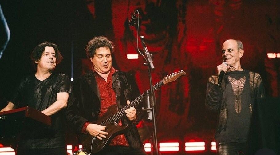 Barão Vermelho e Ney Matogrosso dividem palco em reencontro histórico