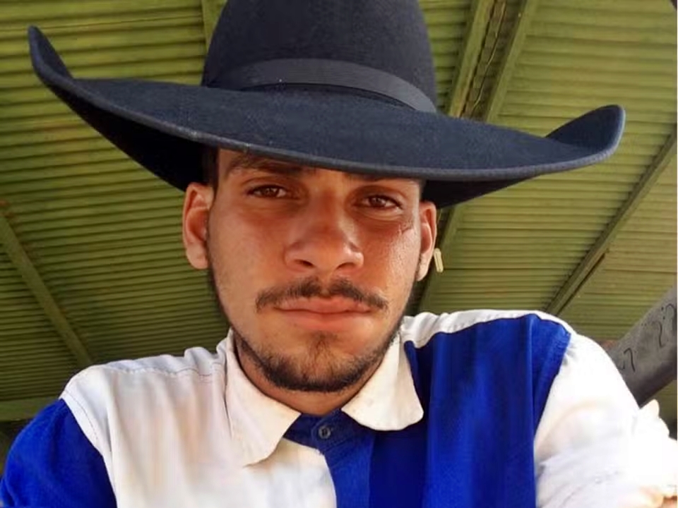 Castanheiras se despede de jovem que morreu durante rodeio em Alvorada, RO