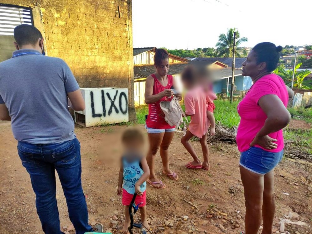 Família que perdeu tudo em incêndio em Jaru, está recebendo ajuda da Semdes