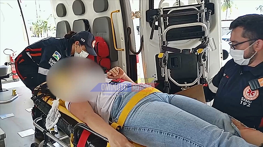 Motociclista fica ferida após colisão em Ariquemes