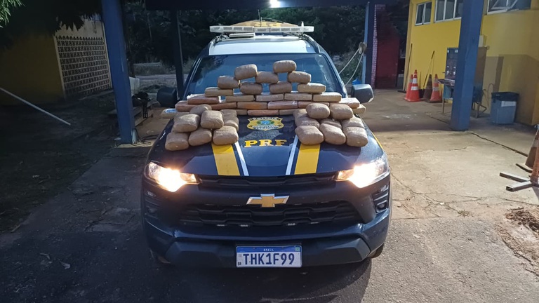 PRF apreende mais de 50 kg de drogas em Porto Velho