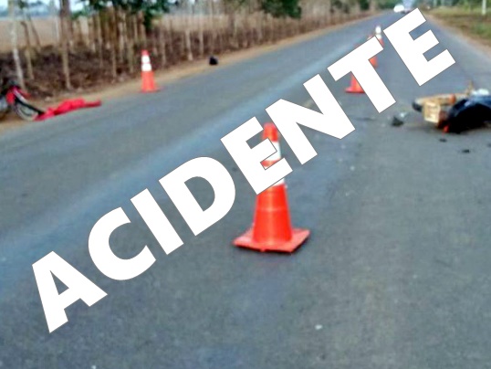 Menor conduzindo moto inabilitado atropela e quebra as duas pernas de mulher, na RO-133, em 5º BEC