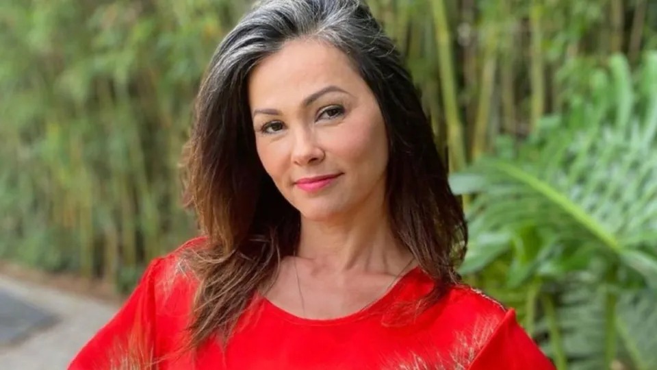 Suzana Alves relembra depressão e recomeço após auge na TV