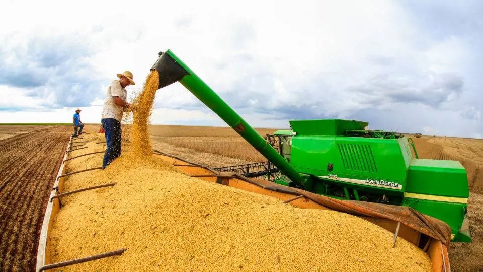 Produtores rurais intensificam pressão por mudanças no crédito da safra