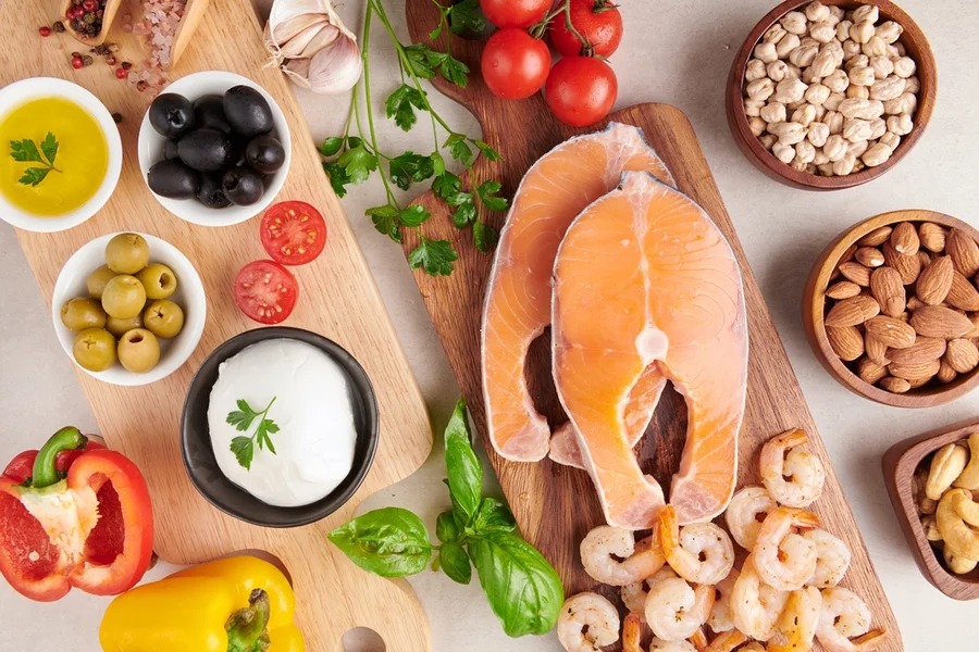Alimentação pode ajudar a desacelerar o envelhecimento, entenda