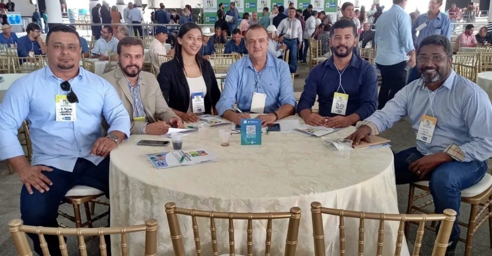 Prefeito Vanderlei Tecchio anuncia R$ 9 milhões de investimentos em obras, em Alvorada do Oeste, RO