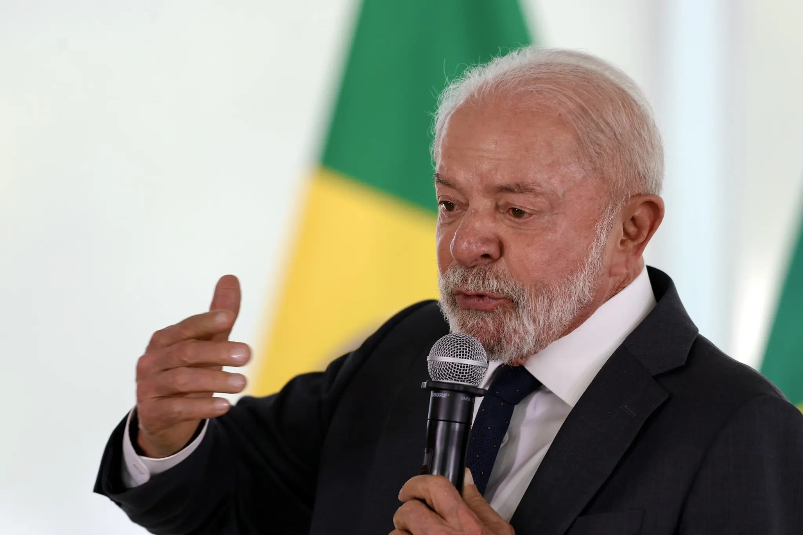 Lula apresenta programa de crédito para motoristas de aplicativo e taxistas
