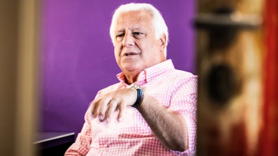 Ator Antônio Fagundes revela detalhes de processo após incidente em teatro
