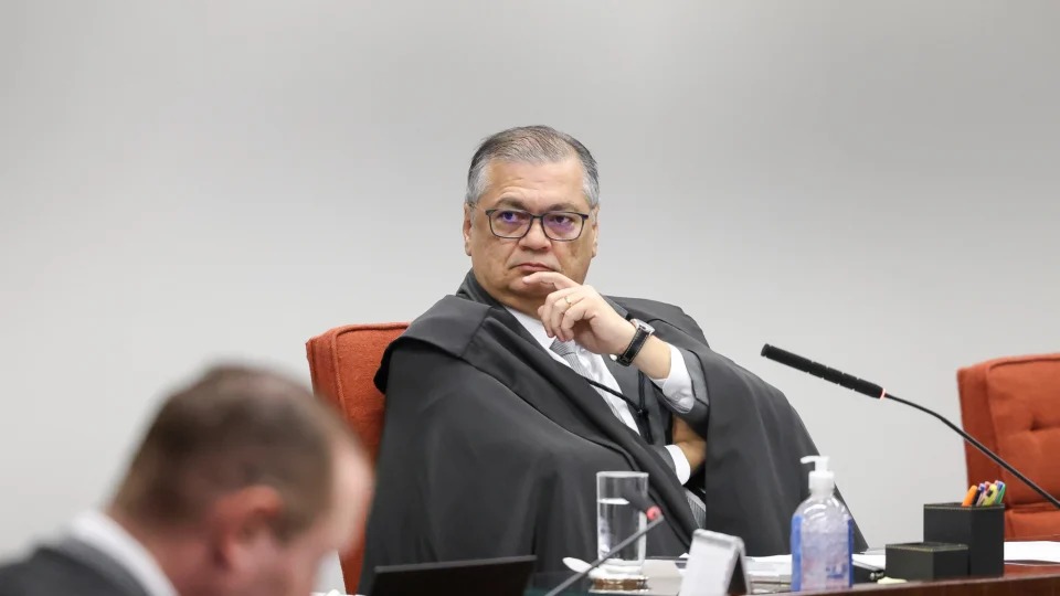 CVM tem orçamento reforçado após decisão de Dino confirmada pelo STF