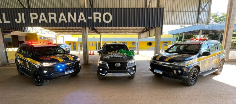 Fiscalização da PRF intercepta quase 11 kg de drogas em Rondônia