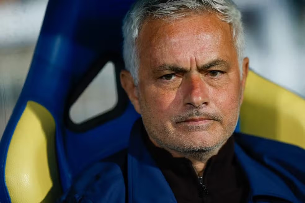 Mourinho pode retornar ao Real Madrid, aponta jornal
