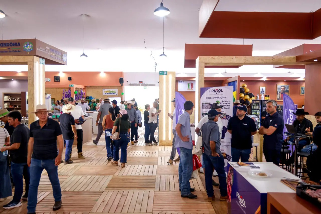 Quarto dia do Pavilhão Empresarial reúne debates globais e valorização do cacau amazônico