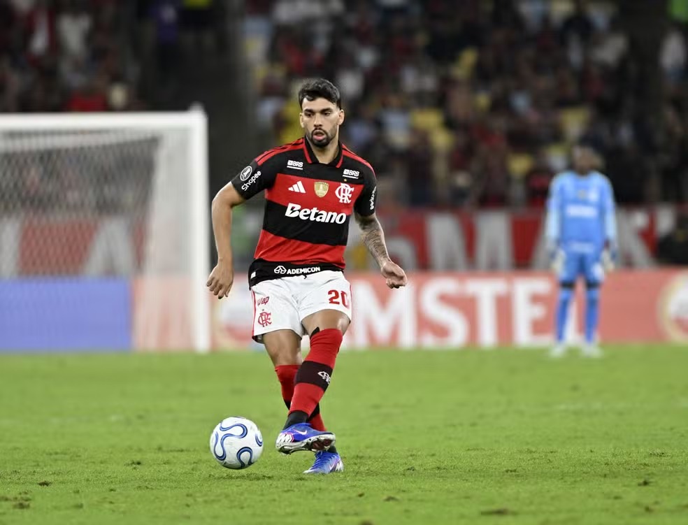 Convocados para a Copa garantem receita a clubes brasileiros
