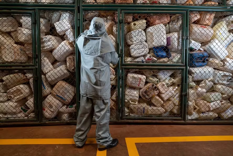 Embalagens de defensivos agrícolas: veja como fazer o descarte correto