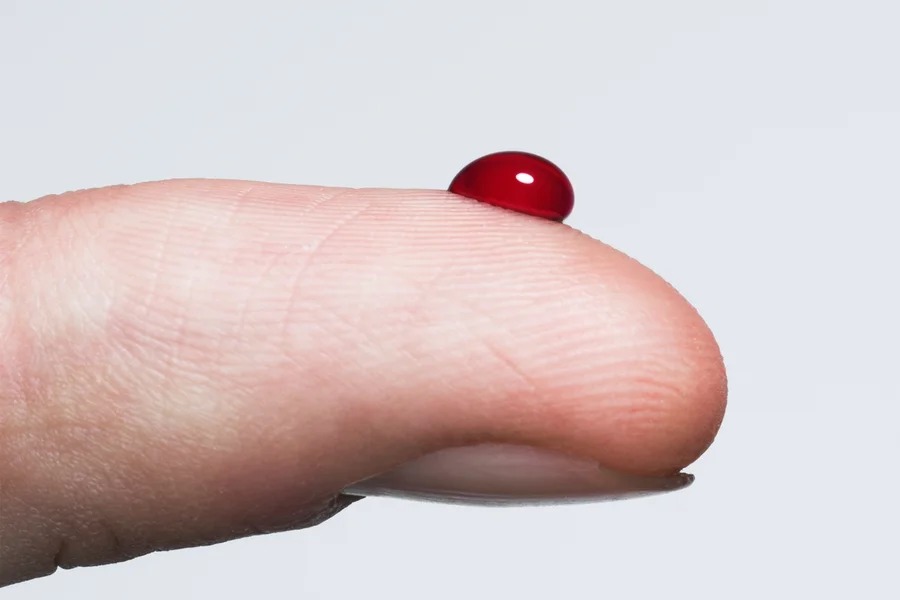 Veja os sinais do diabetes que podem surgir na pele, olhos e pés