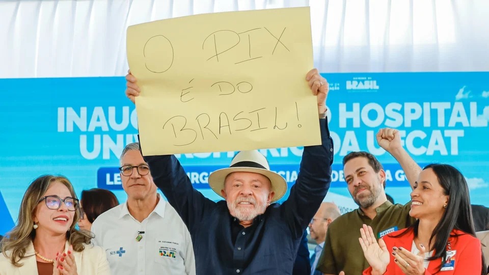Especialistas avaliam baixo risco de restrições ao Pix; EUA descartam sanções