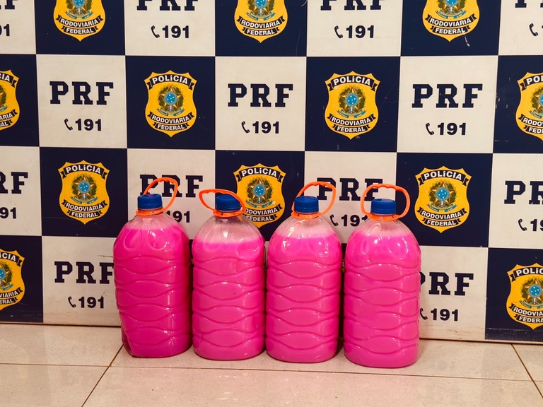 PRF de Rondônia intercepta entorpecente em forma líquida