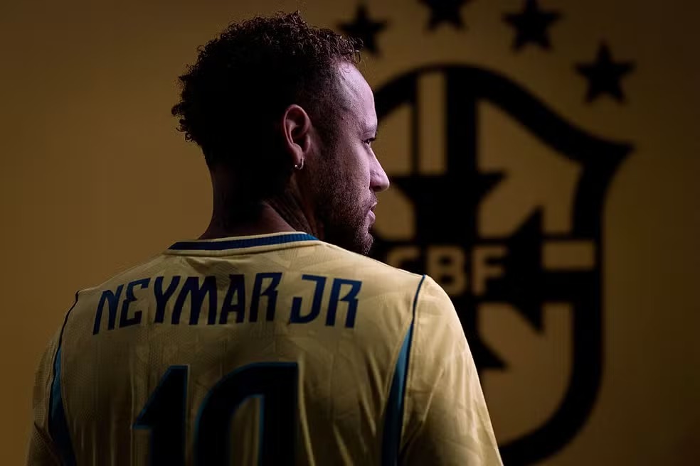 “Erro” em uniforme da Seleção com nome de Neymar chama atenção na internet