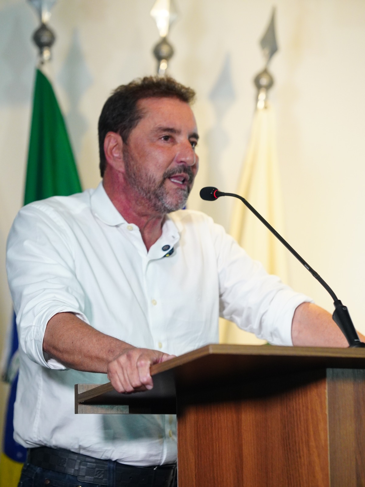 Hildon regularizou dívida expressiva e concluiu mandato com caixa robusto