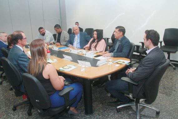 Ministra espanhola estará em Jaru, RO nesta quarta-feira, 06 de abril